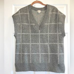 Oversized Sweater Vest
